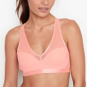 💗VS incredible medium support plunge sport bra